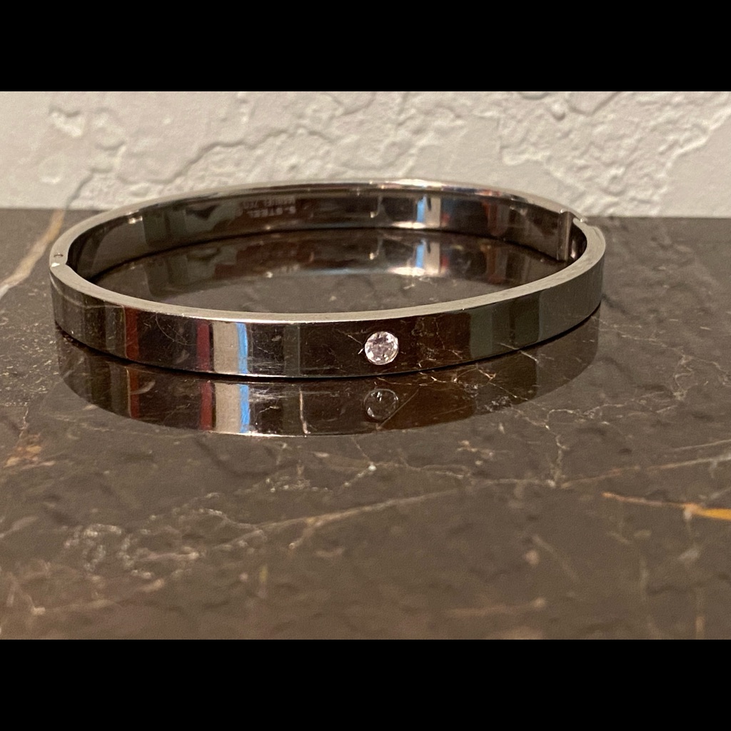 Manuel Zed Bangle